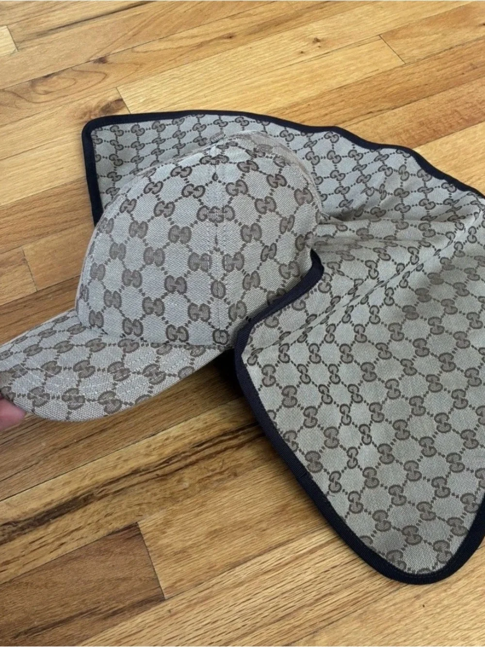 Gucci Beige & Brown GG Monogram Cap and Scarf Set